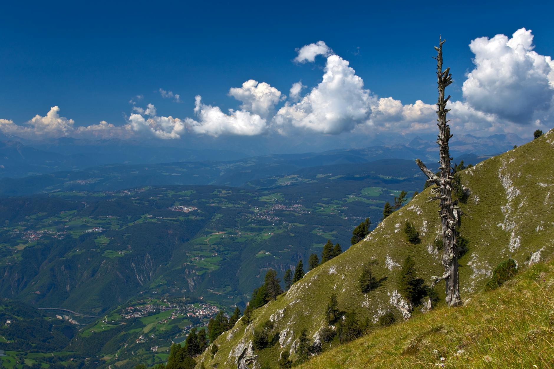 Free stock photo of complementary colors, highlands, miscellaneous